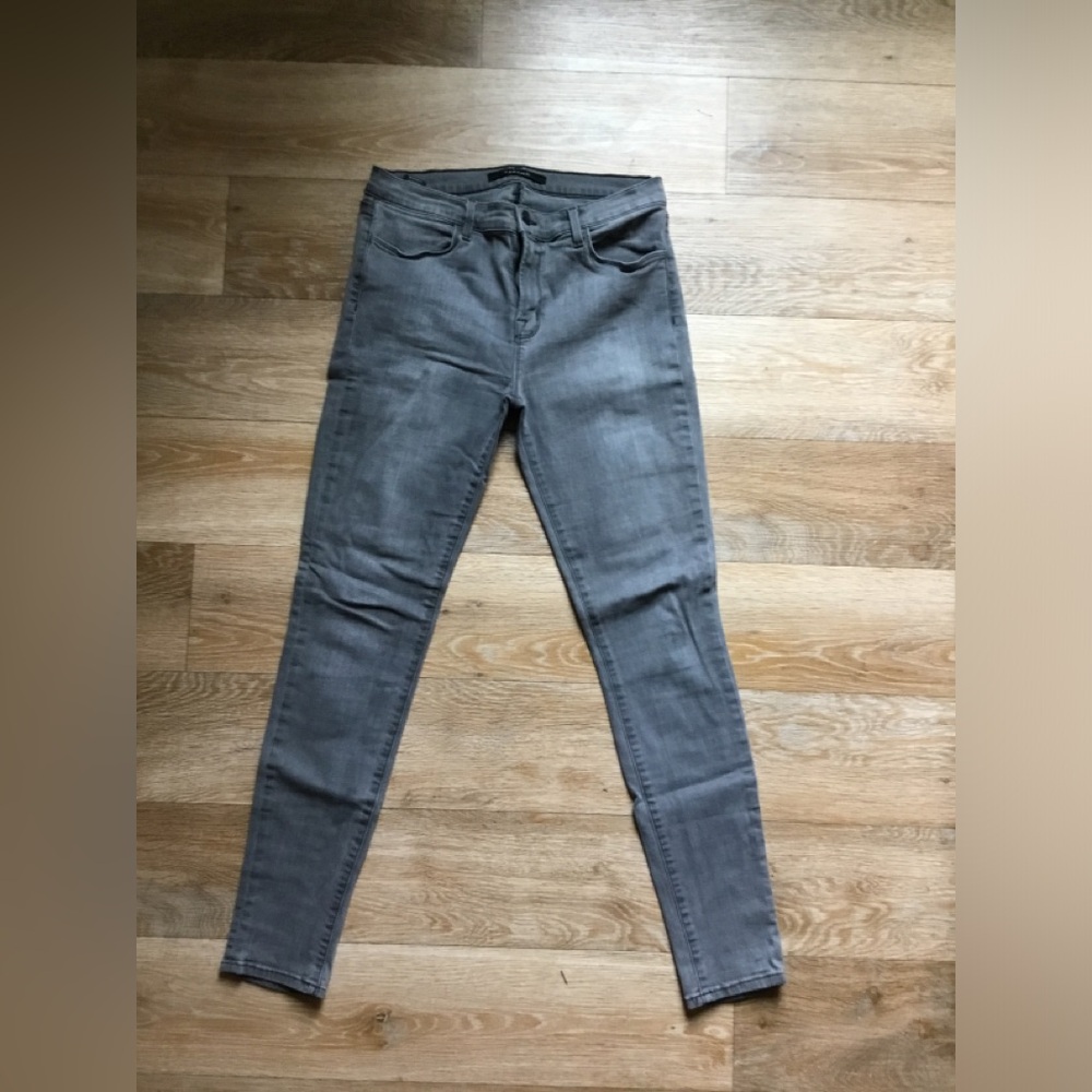 J Brand super skinny Jean in dark gray
